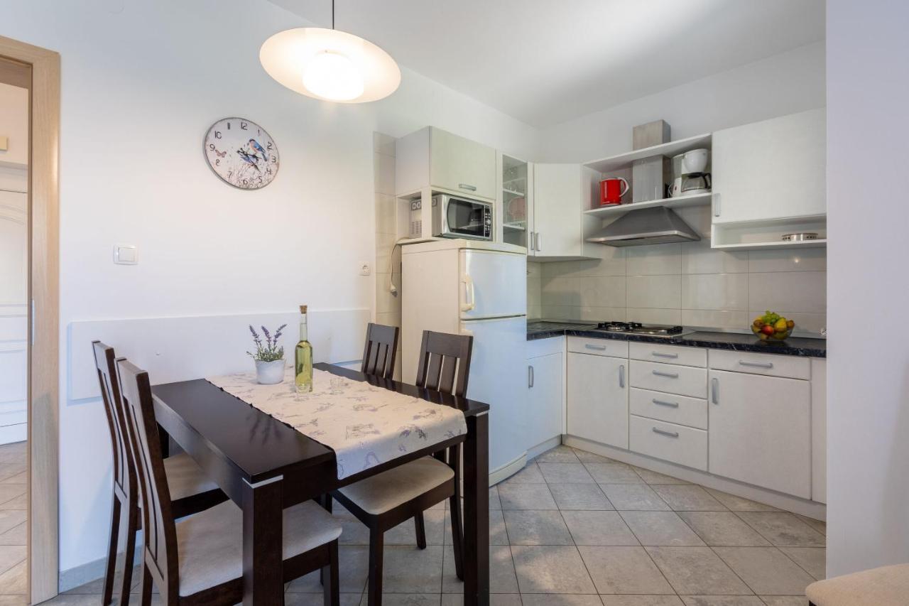 Apartments Vesna Malinska Zewnętrze zdjęcie