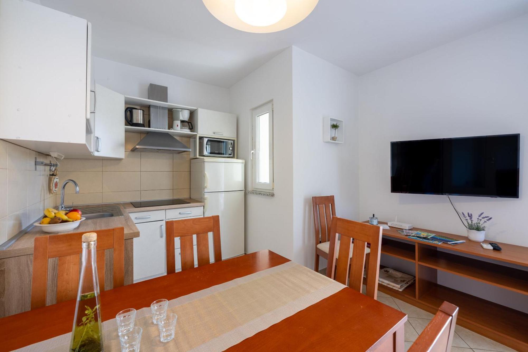 Apartments Vesna Malinska Zewnętrze zdjęcie