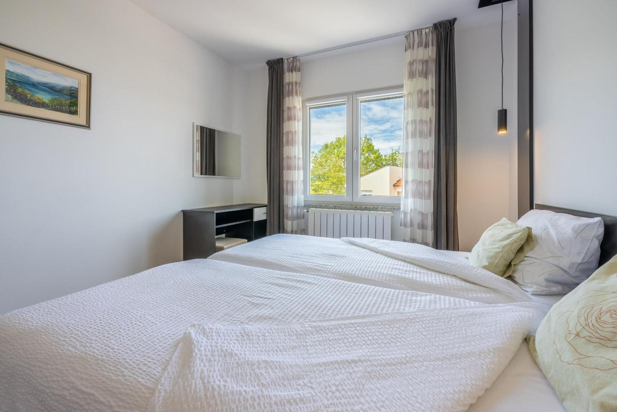 Apartments Vesna Malinska Zewnętrze zdjęcie