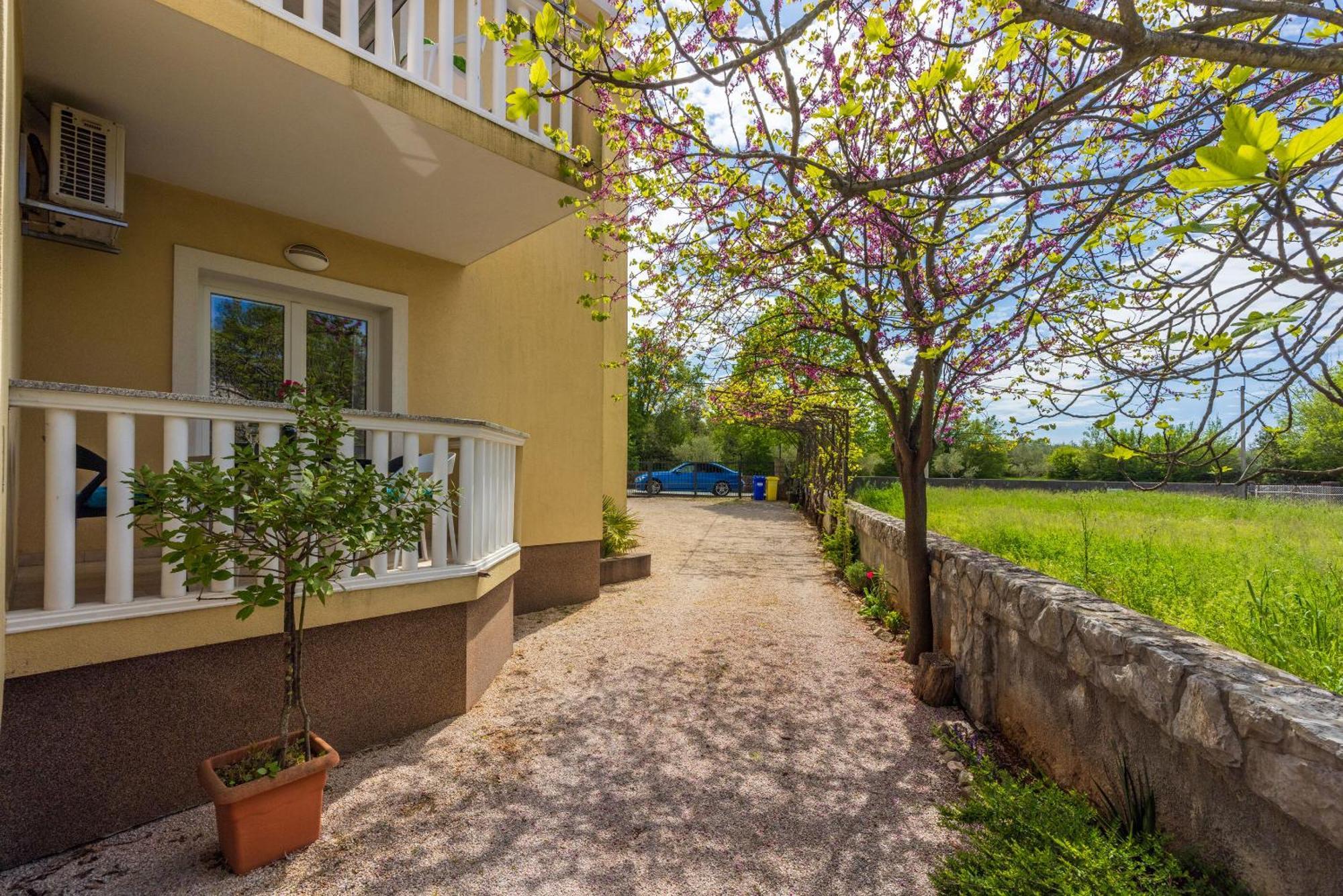 Apartments Vesna Malinska Zewnętrze zdjęcie