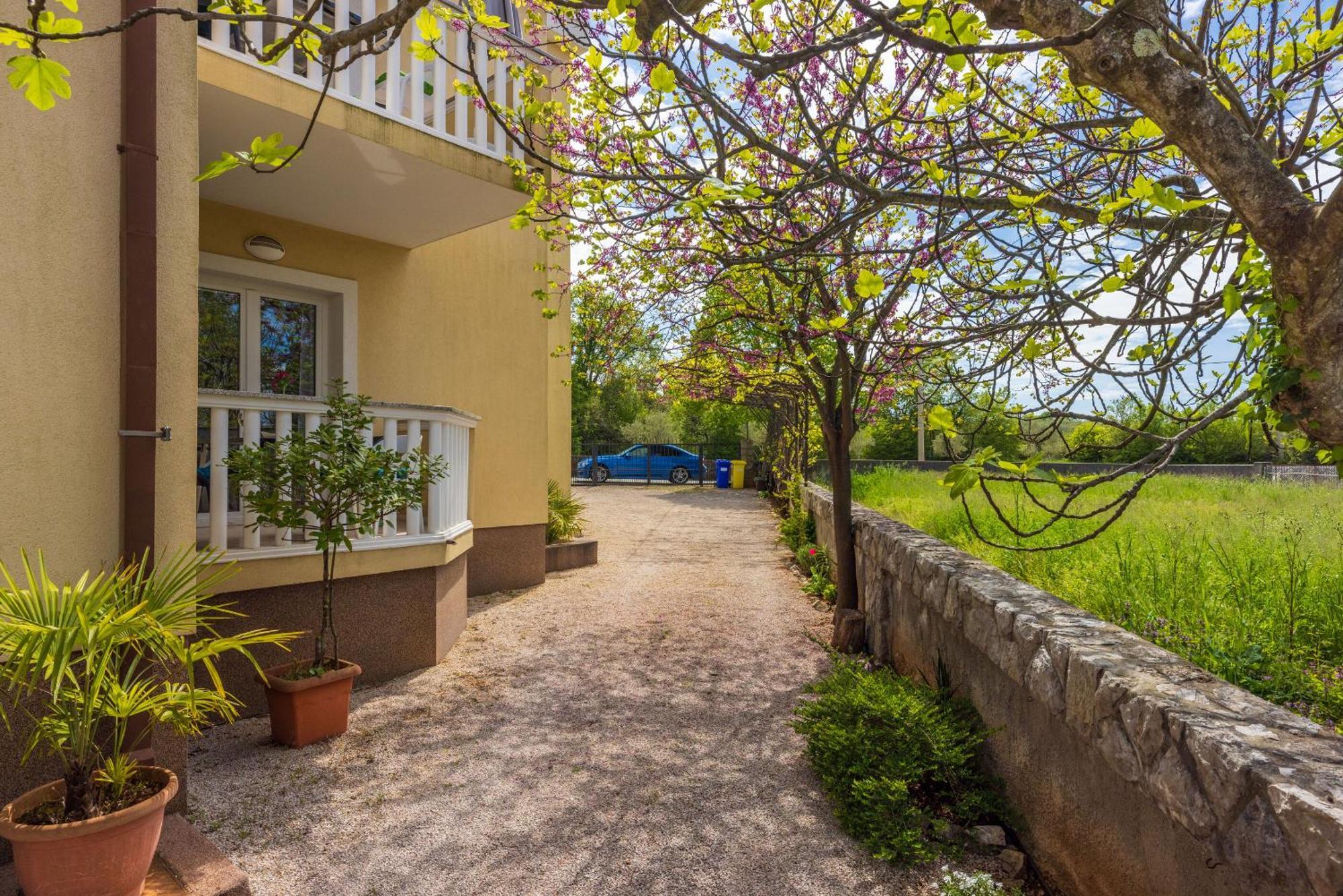 Apartments Vesna Malinska Zewnętrze zdjęcie